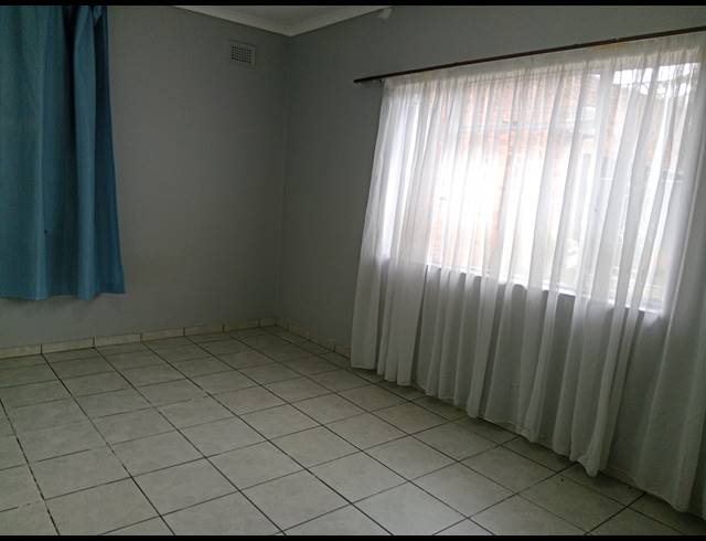 4 BEDROOM HOUSE FOR SALE IN NEWHOLME